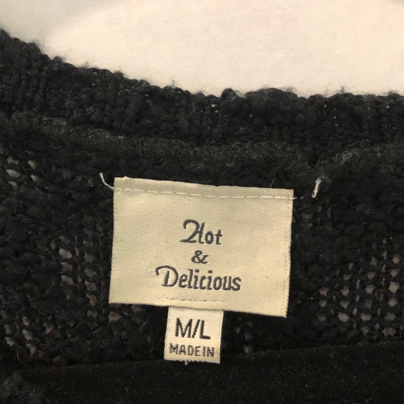 Hot & Delicious Knitted Sweater Long Sleeves - Picture 13 of 16